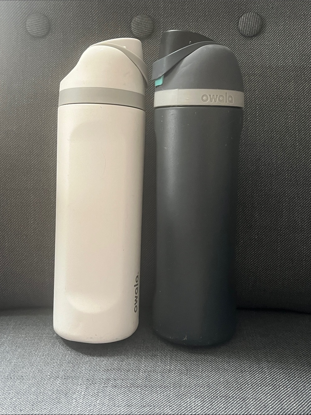 Owala Stainless steel water bottle set 24oz 710ml
